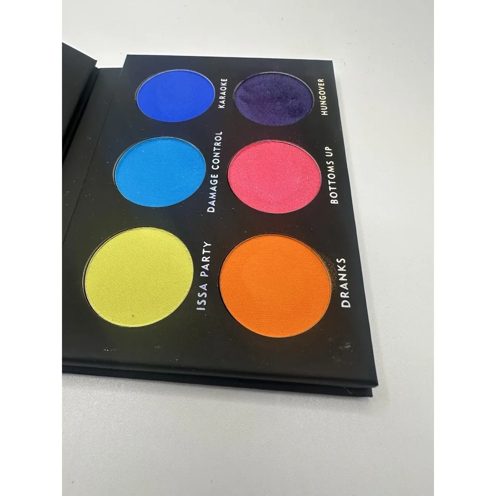 NEW LAURA LEE LOS ANGELES PARTY ANIMAL EYESHADOW PALETTE! BRIGHT,BOLD & FLIRTY!